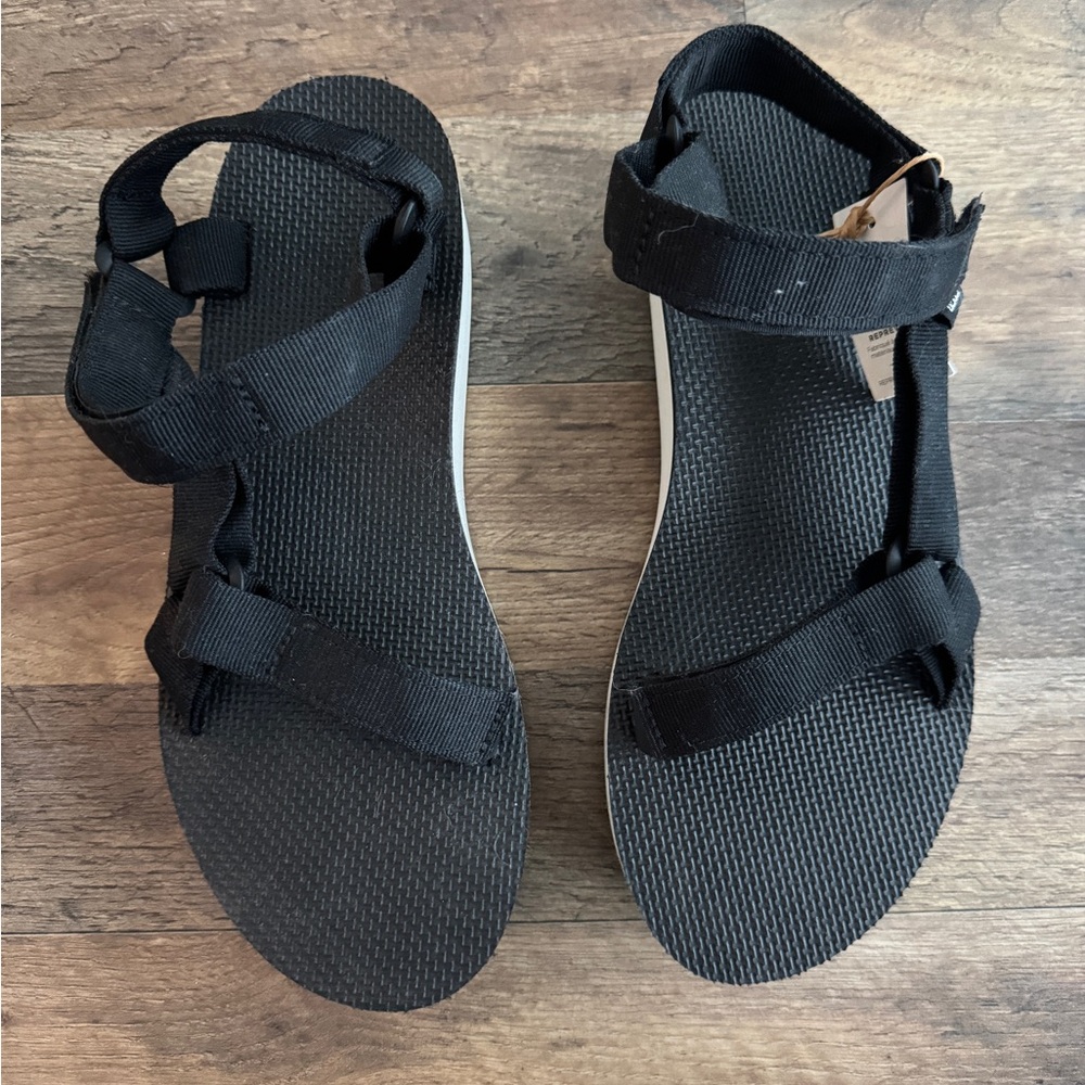 Teva Platform Hiking Sandals with Adjustable Straps size 11